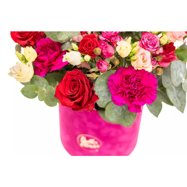 Flower box with roses and carnations